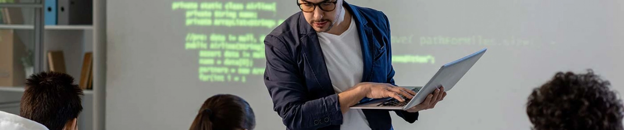 Your guide to know everything you need about studying IT Management