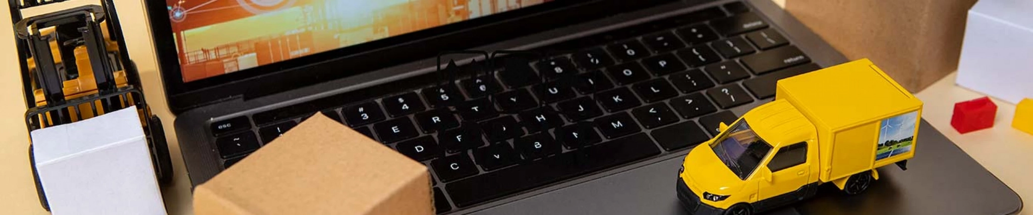 Your guide to know everything you need about studying Supply Chain Management & Logistics