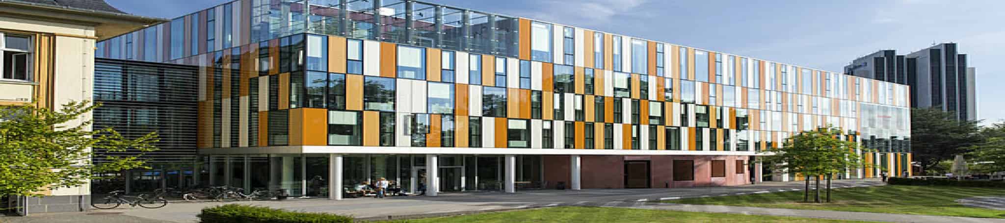 كلية الحقوق بوسيريوس في ألمانيا