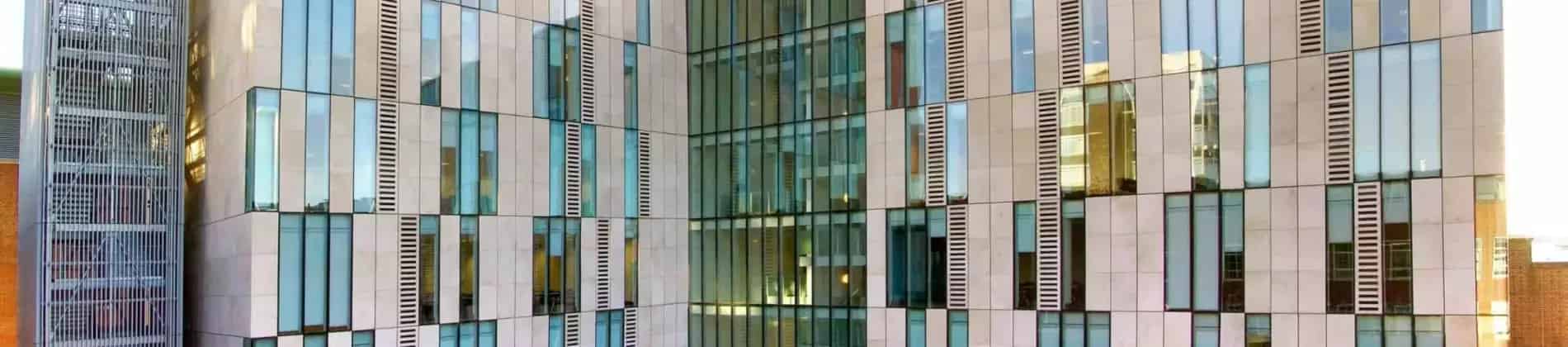 بناء المسح البكالوريوس (مع مرتبة الشرف)