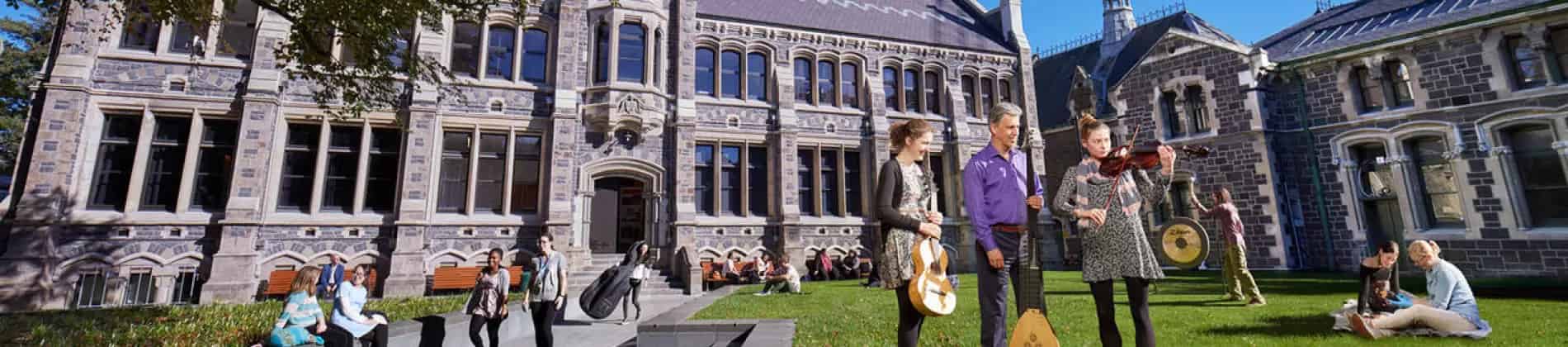 بكالوريوس الآداب