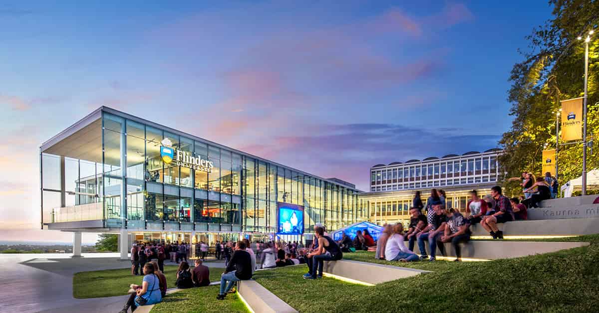 تجاوز المنح الدراسية