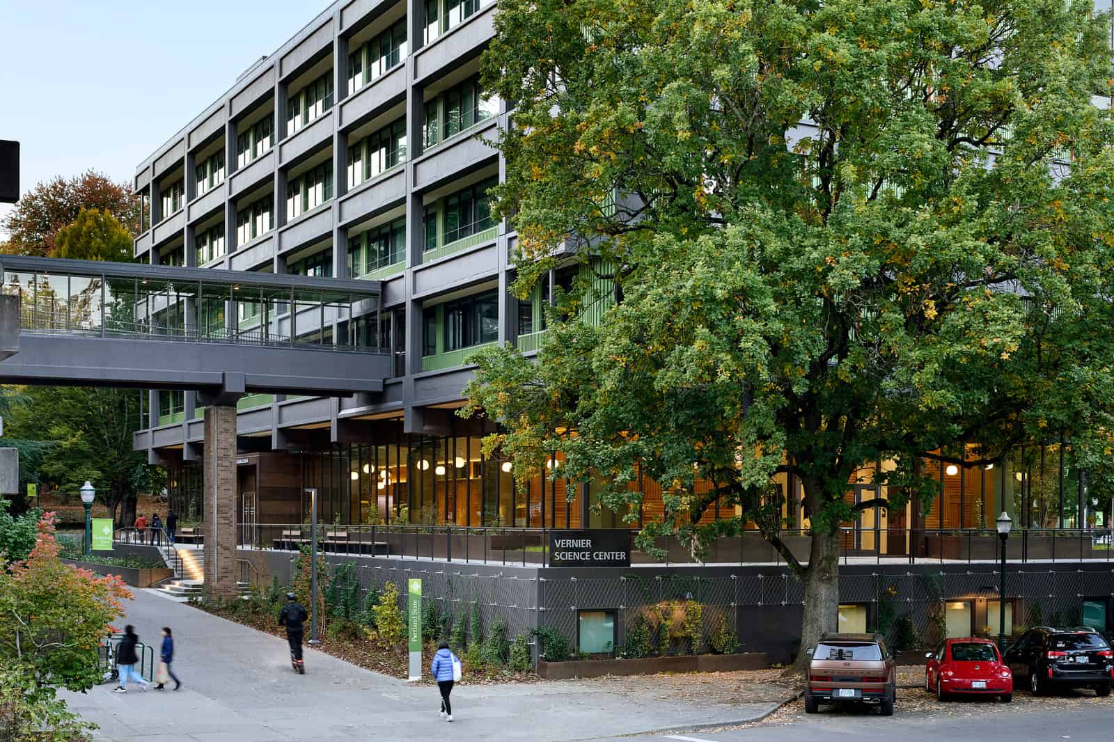 INTERNATIONAL ELITE SCHOLAR & DIVERSITY AWARD