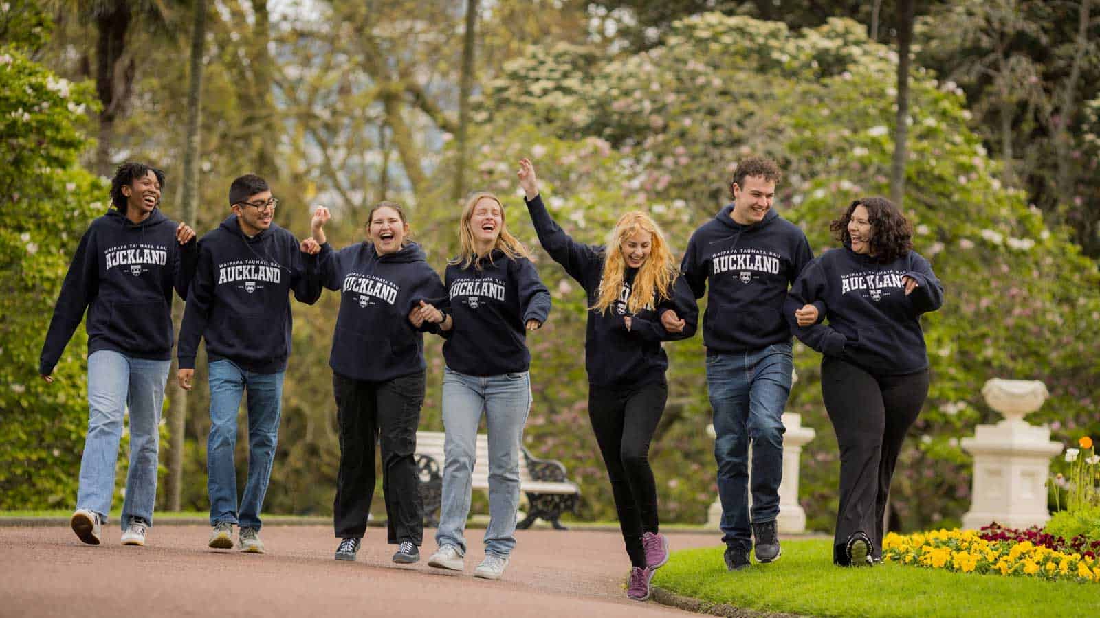 University of Auckland MBChB Graduate Entry - International Student Schola...