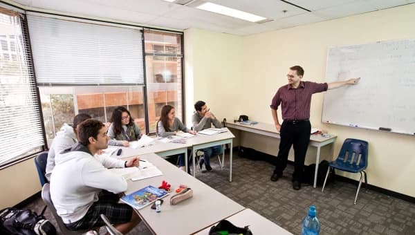 Intensive General English Course - Vancouver