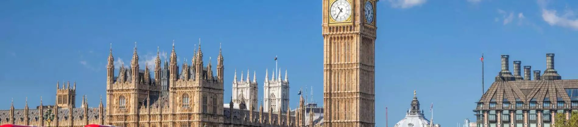 تكلفة دراسة اللغة في بريطانيا 6 شهور