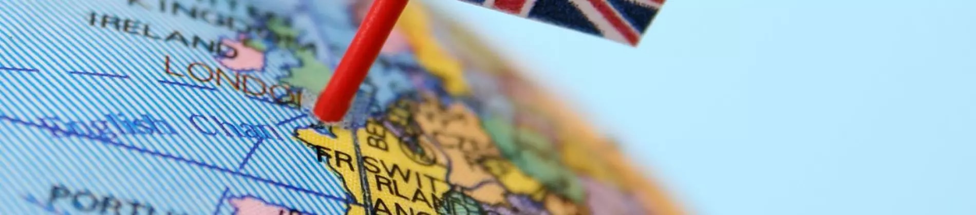 How much does a master's degree cost in the UK?