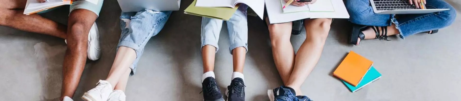 تأشيرة طالب والتأمين الصحي في كندا