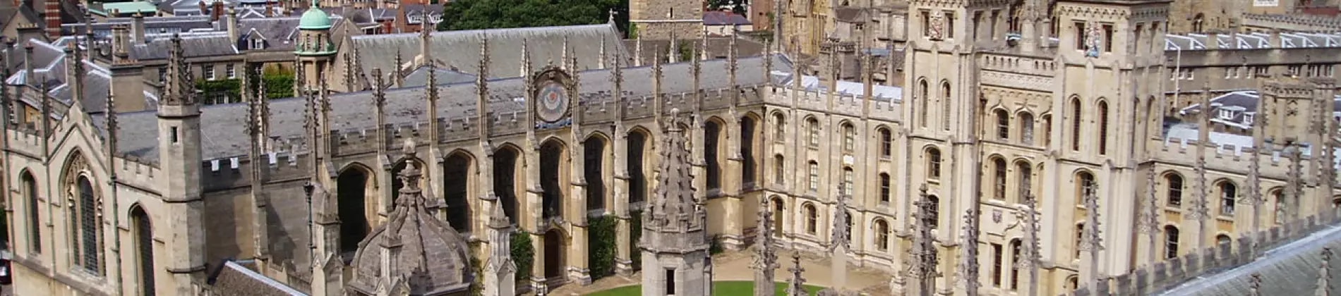 الدراسة في جامعة اكسفورد