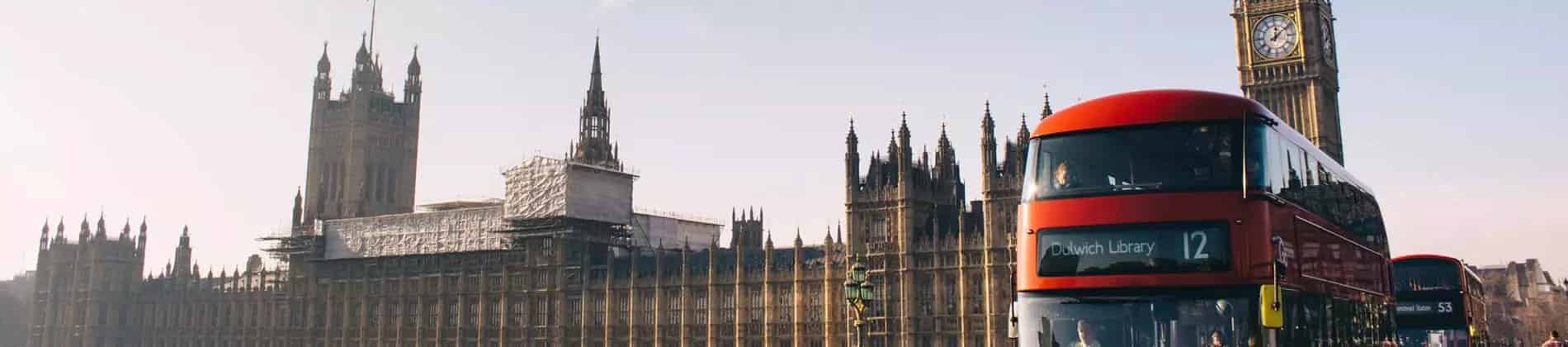 دراسة اللغة في بريطانيا: كل ما تحتاج إلى معرفته