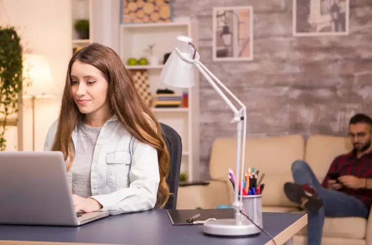 Inside the Life of Students Studying Abroad Inside the Life of Students Studying Abroad