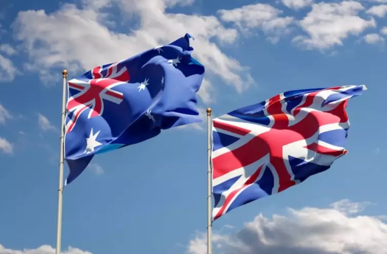 Study in UK or Australia? A Comparison to Help You Choose Study in UK or Australia? A Comparison to Help You Choose