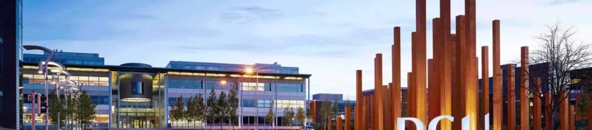 الاقتصاد والسياسة والقانون